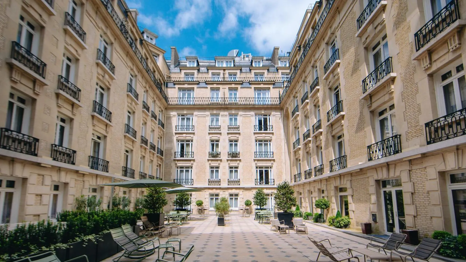 Fraser Le Claridge Champs-elysees