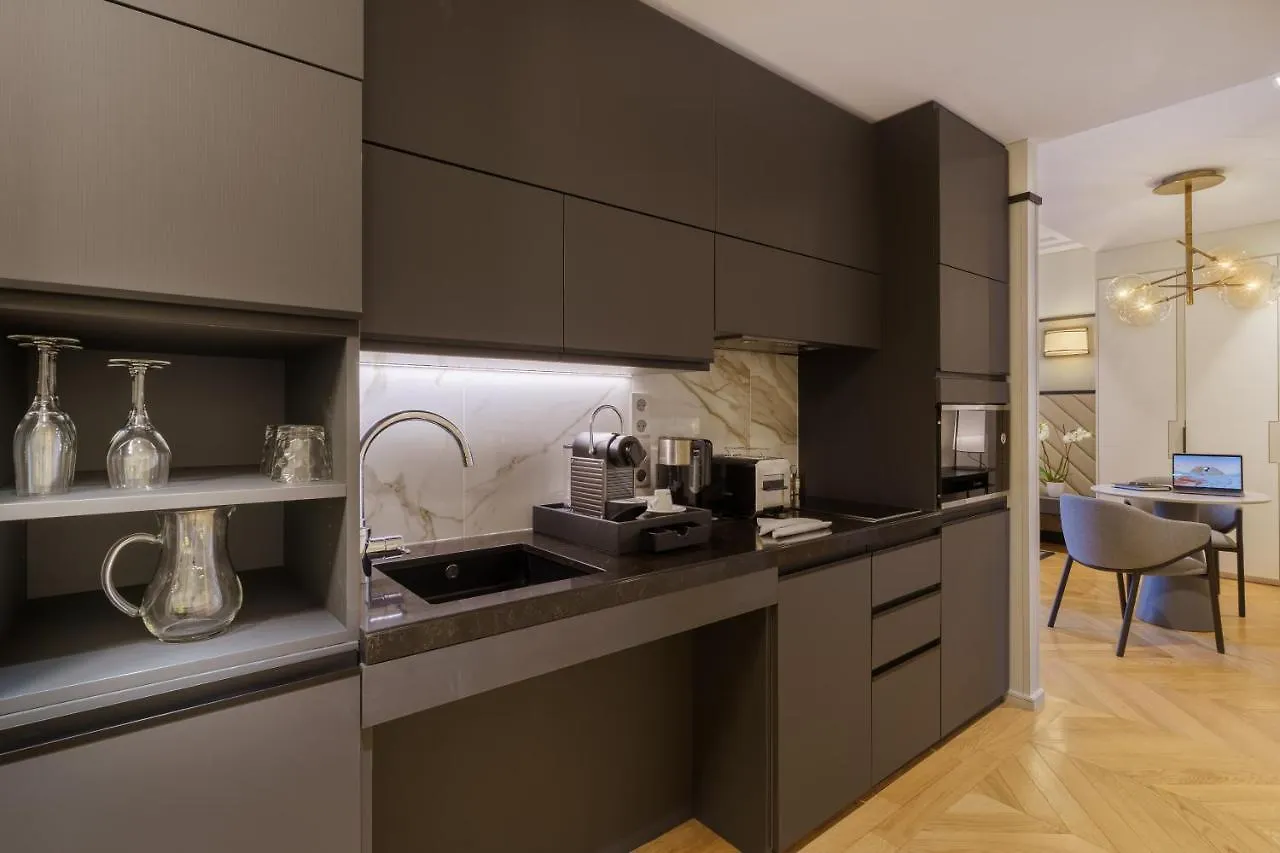 Otel Fraser Le Claridge Champs-elysees Paris