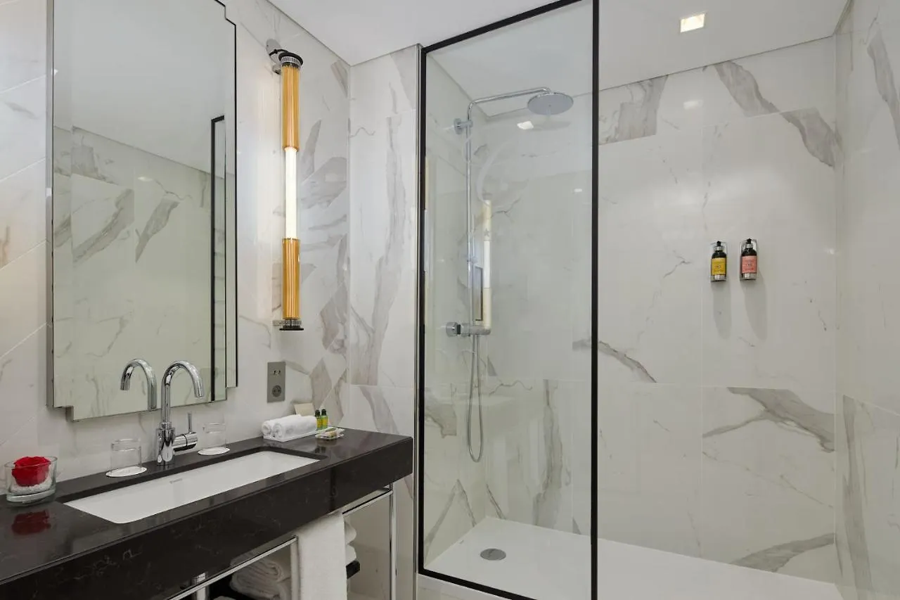 Otel Fraser Le Claridge Champs-elysees Paris